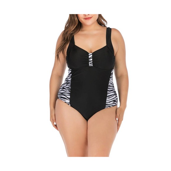 Women beach wear One-piece plus size swimsuit - Picture 5 of 7